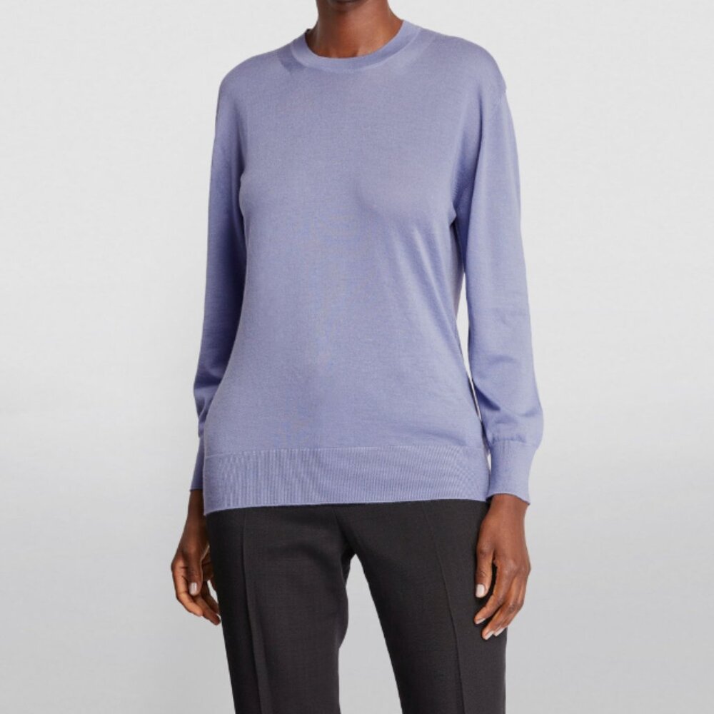 Like New Johnstons of Elgin Cashmere Silk Sweater in Light Lavender